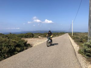 Sulcis Sardegna in bici vecchie ferrovie viaggiatore lento bikepacking viaggiare in bicicletta in autonomia sulcisbikepacking natura bellissima archeologia industriale archeologia