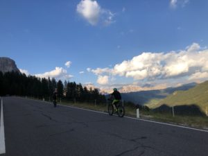 Sellaronda Dolomiti giro dei passi