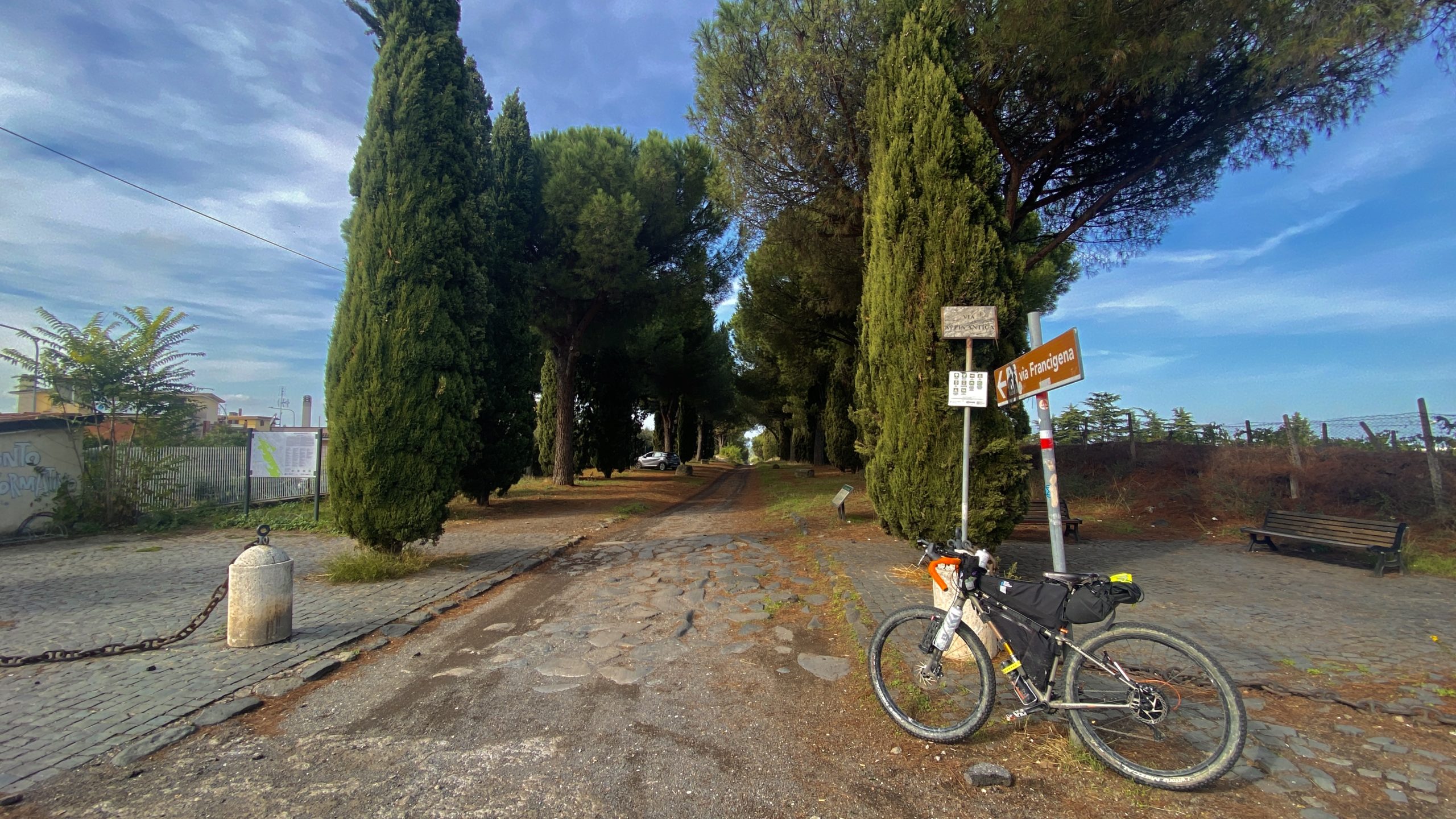 cicloturismo in italia, cicloviaggio in Italia, cicloviaggi, viaggiatore lento, viaggiare in bici, Roma in bici, viaggiare in bicicletta, viaggi in bici italia